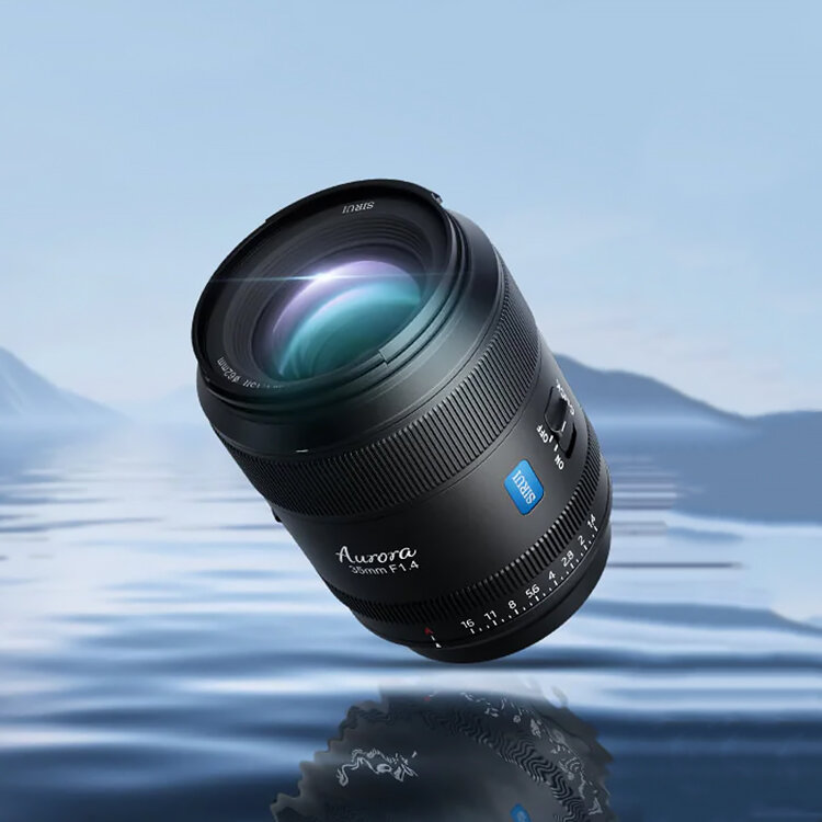 Объектив Sirui Aurora 35mm F1.4 FF AF X-mount