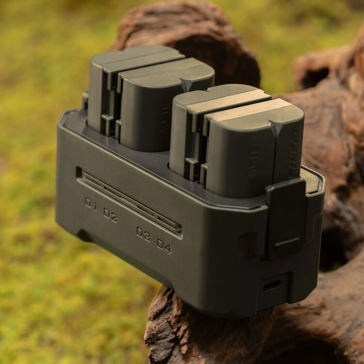 Зарядный кейс Tilta Portable Charging Station для LP-E6 Зелёный