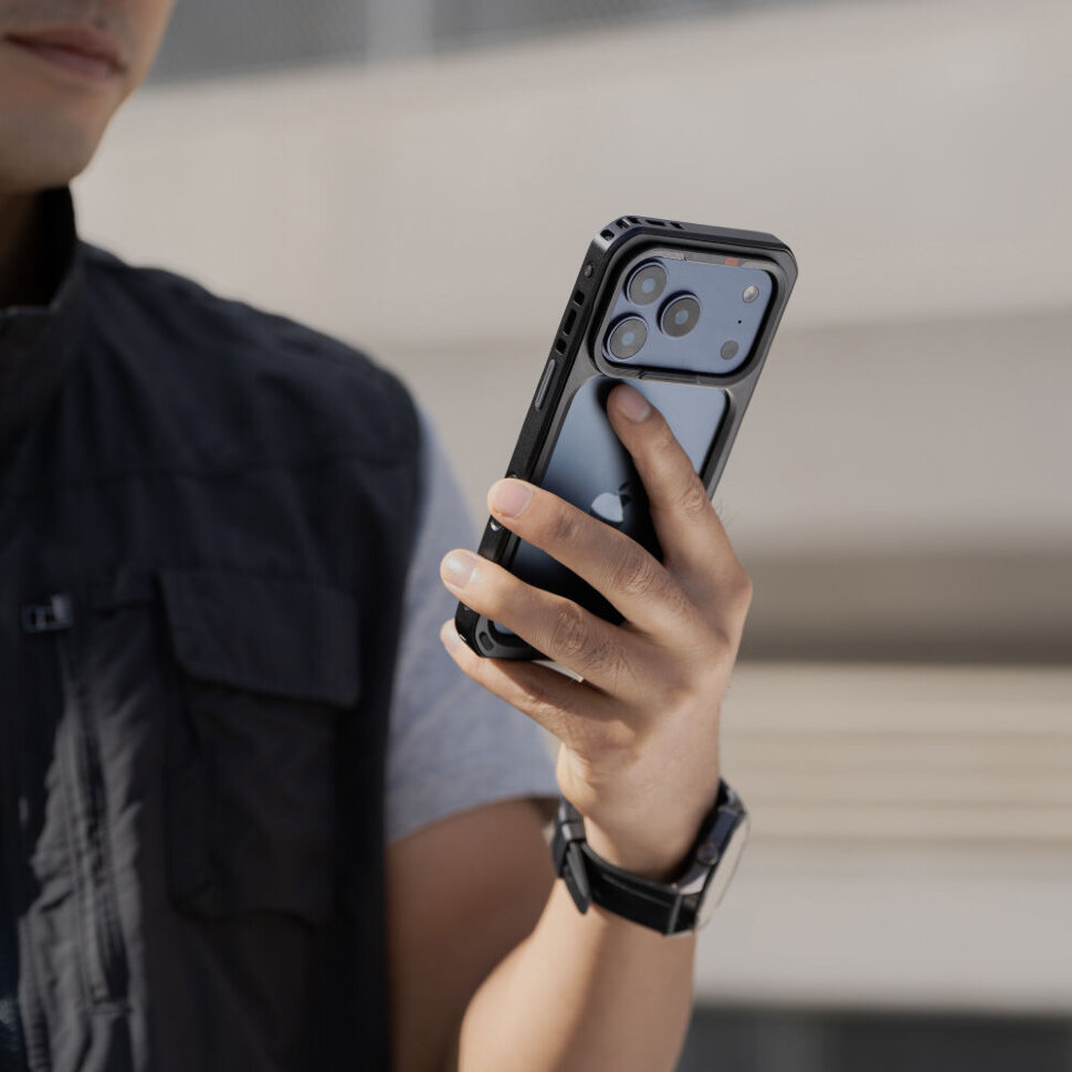 Клетка PGYTECH ProShot для iPhone 17 Pro
