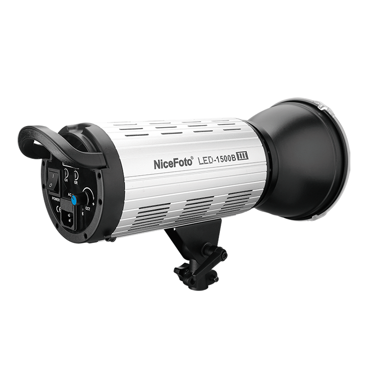 Осветитель NiceFoto LED-1500B III